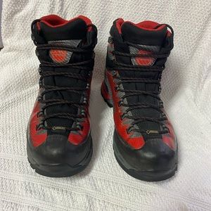 La Sportiva Trango Trk GTX Hiking Boots Red Men’s size 9